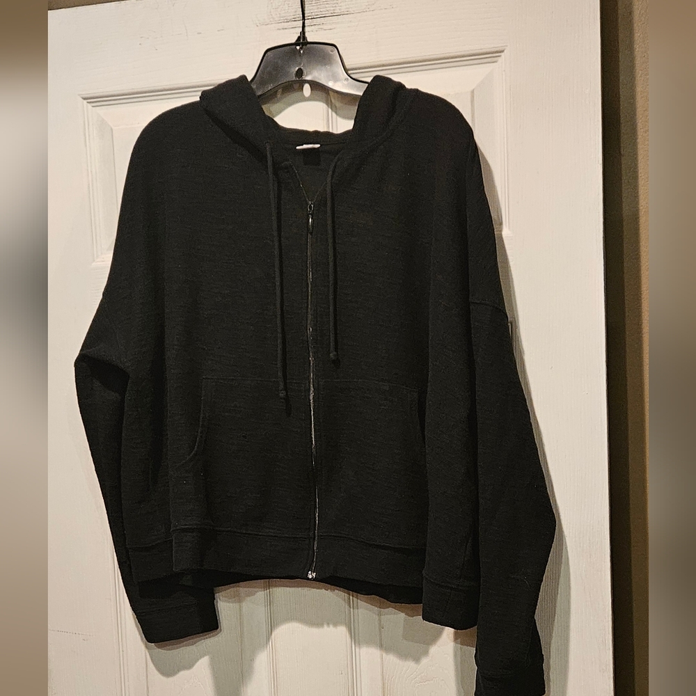 OLD NAVY CROP HOODIE
